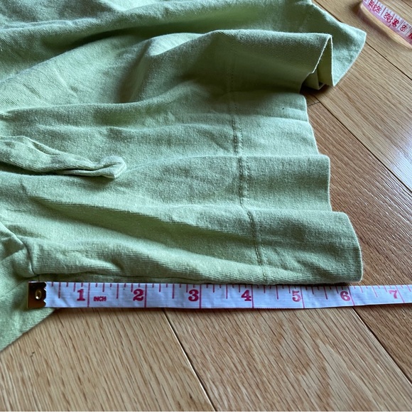 Pansy Co gym shorts - medium - avocado green - Picture 6 of 9